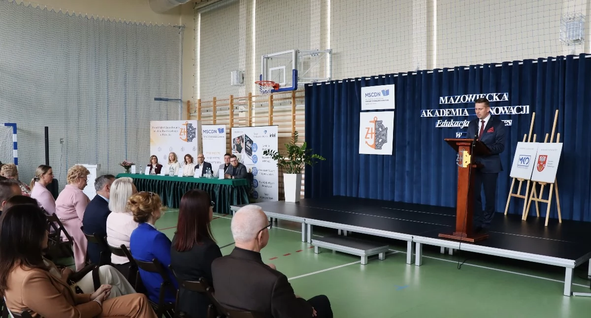 WIADOMOŚCI ZE STAROSTWA POWIATOWEGO, Konferencja Mazowiecka Akademia Innowacji Edukacja Biznes akcji - zdjęcie, fotografia