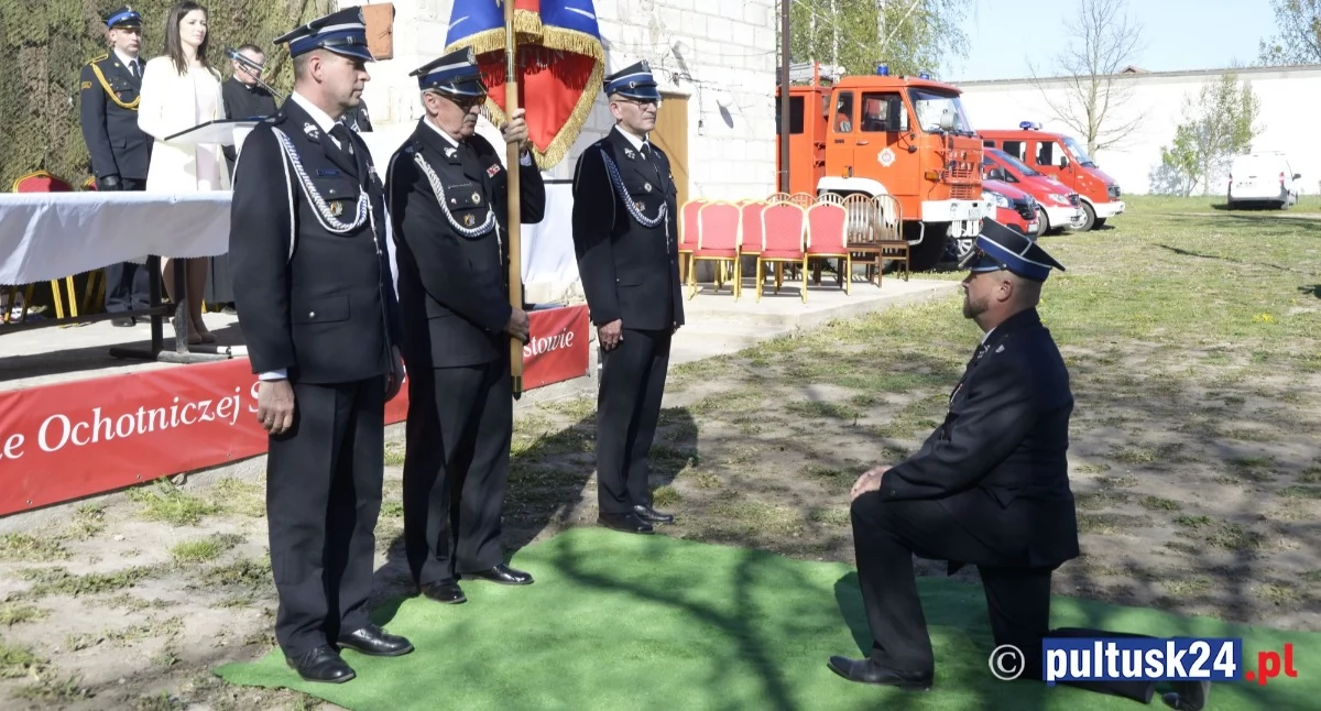 Straż Pożarna, Fundatorzy sztandaru Błędostowo - zdjęcie, fotografia