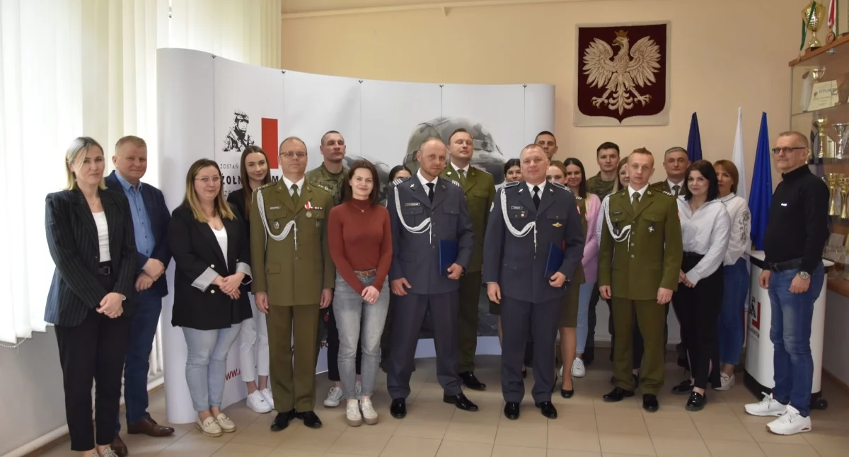 Wojsko, Awanse wyróżnienia Wyszkowie - zdjęcie, fotografia