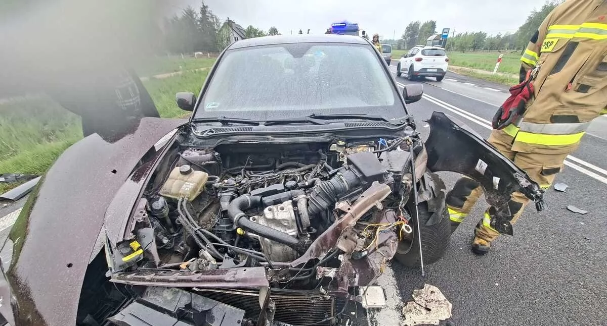 Policja, Czarny weekend mazowieckich drogach żyją osoby kilkadziesiąt rannych - zdjęcie, fotografia