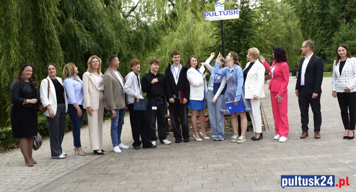 Miasto, Pułtusk swoje Zobaczycie alejkach - zdjęcie, fotografia
