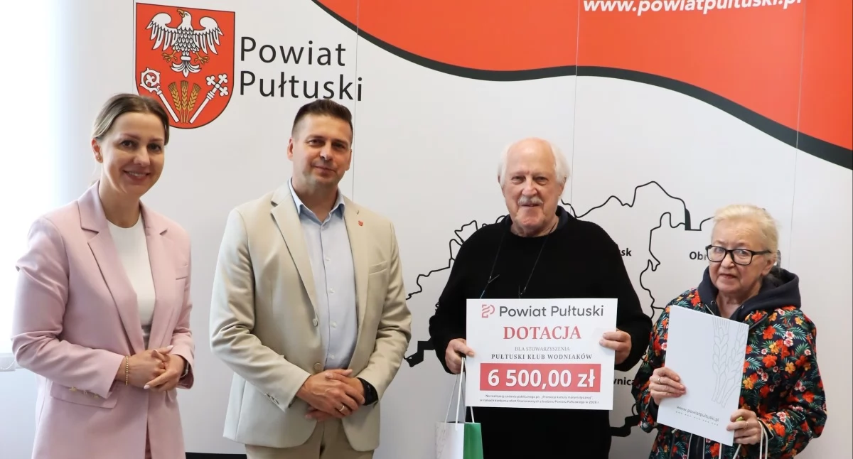 WIADOMOŚCI ZE STAROSTWA POWIATOWEGO, Wsparcie lokalnych pasjonatów Stowarzyszenie Pułtuski Wodniaków dotacją Powiatu - zdjęcie, fotografia