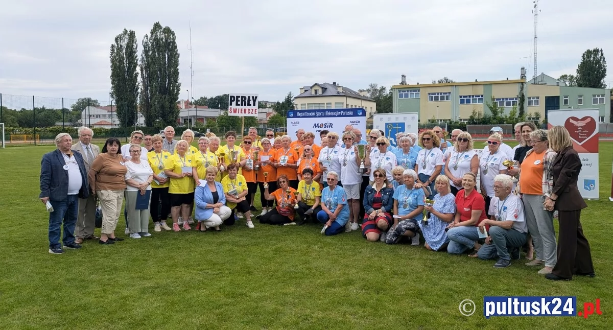 Sport Pułtusk, Pułtuska Olimpiada Seniorów święto sportu wielkich emocji świetnej zabawy - zdjęcie, fotografia