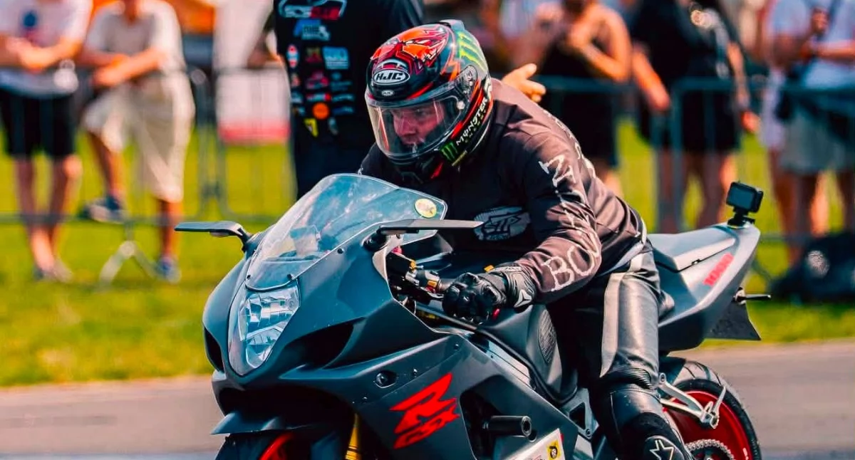 Sukces motocyklisty z Pułtuska! Patryk Boczkowski wicemistrzem Polski i najszybszym kierowcą zawodów