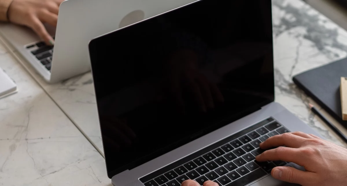 Jak rozpoznać fałszywą zbiórkę charytatywną w internecie?