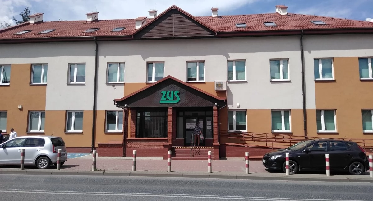 Pieniądze, Kolejna upałów Załatw sprawę wychodzenia - zdjęcie, fotografia
