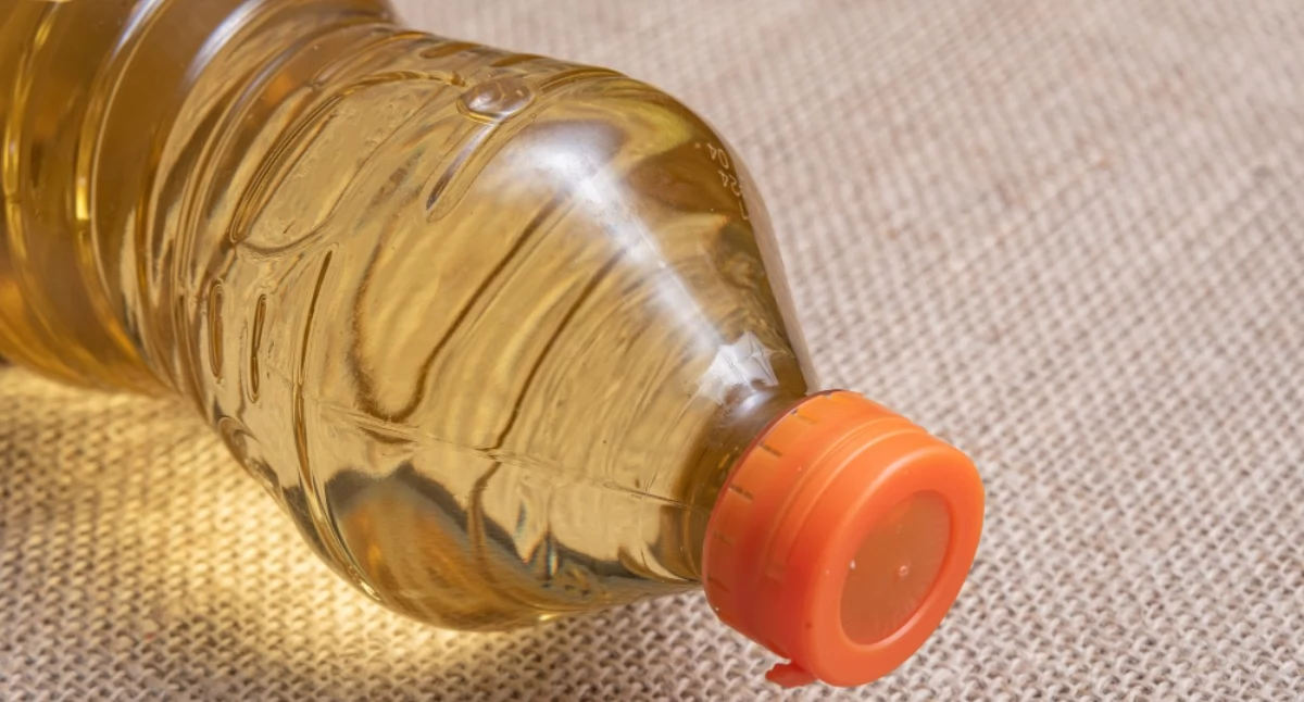 Bezpieczna utylizacja tłuszczów spożywczych: obowiązki, proces recyklingu i ochrona środowiska