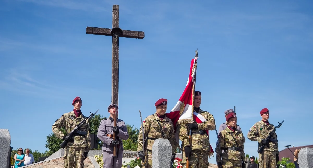Wydarzenia, Pamięć obrońcach Ojczyzny sierpnia Pułtusku - zdjęcie, fotografia