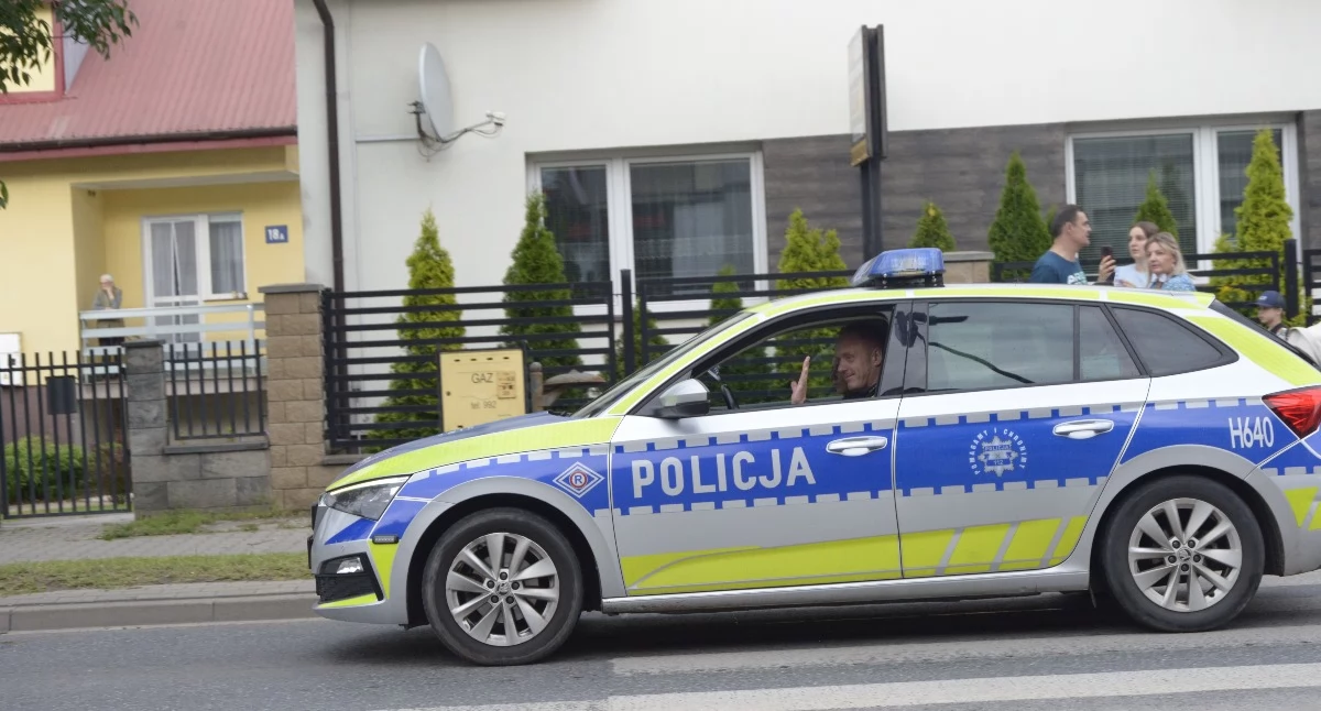 Policja, Bezpieczne powroty wakacji rozsądek kierowców kluczem spokojnej podróży - zdjęcie, fotografia