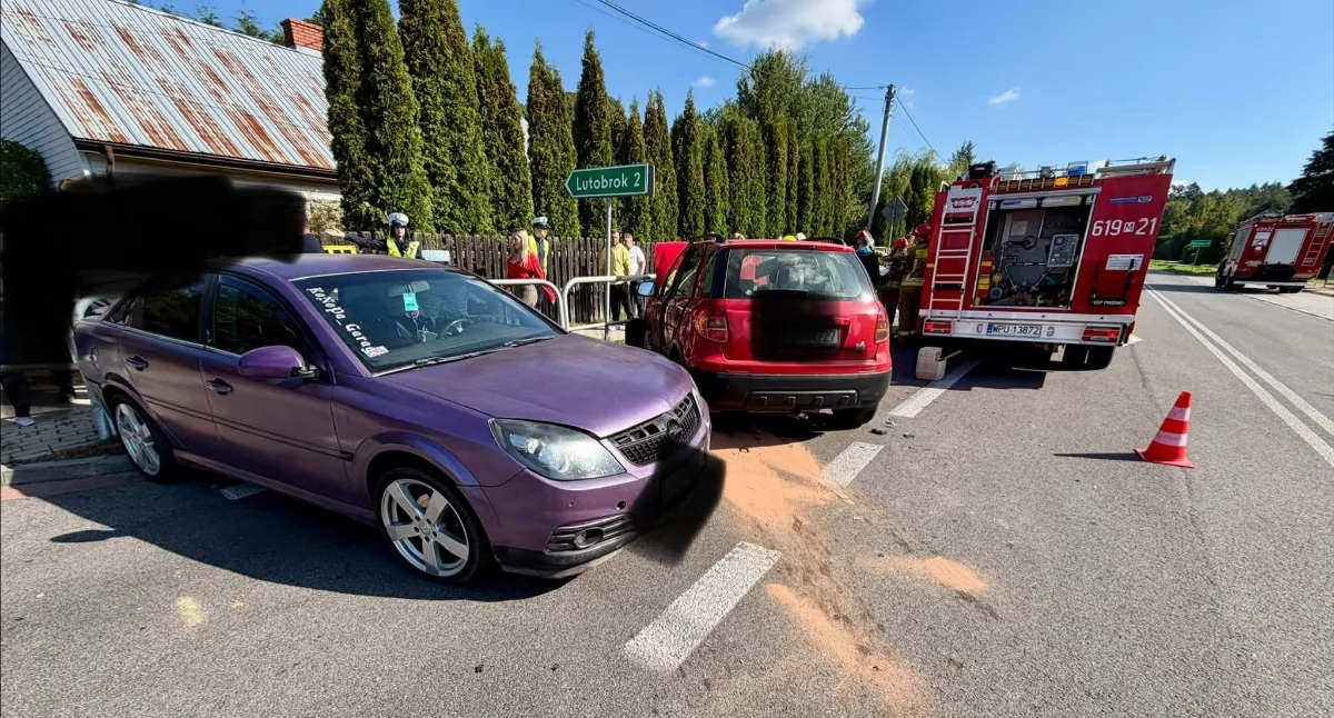 Pniewo: Zderzenie dwóch osobówek. Jedna osoba trafiła do szpitala