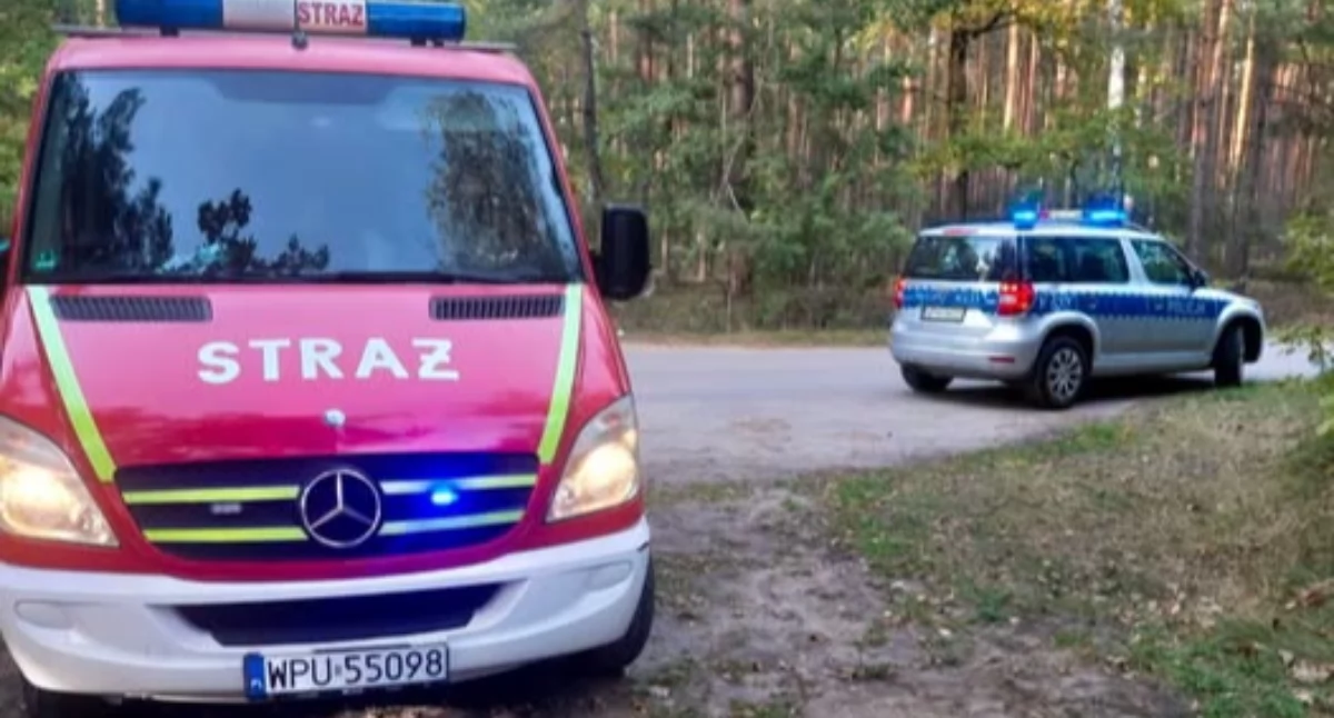 Stracił orientację w lesie, ale miał przy sobie komórkę. Służby gwałtownie odnalazły 76-latka