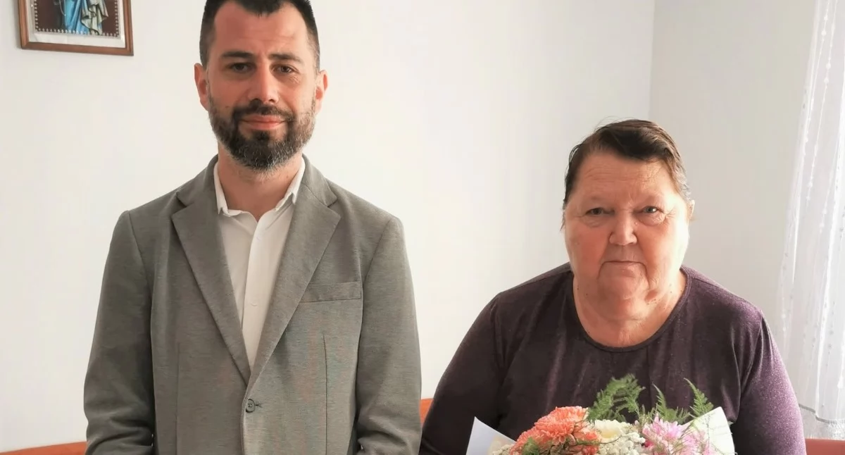 Wyjątkowy jubileusz w gminie Obryte. Pani Krystyna świętuje 80. urodziny