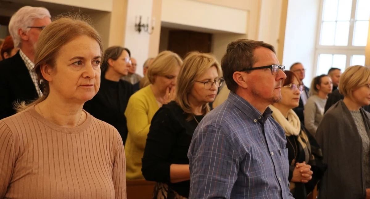 Świeccy w parafii. Diecezja płocka otworzyła nabór na katechistów, lektorów i akolitów