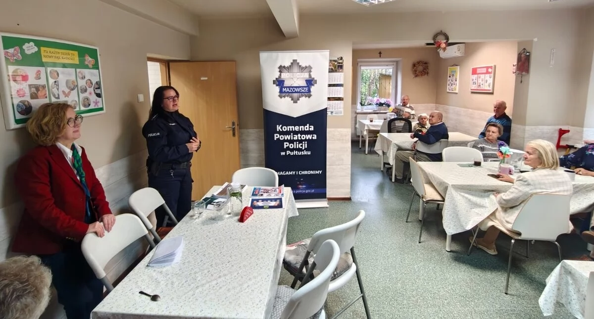 Policja, Wiedza czujność najlepszą obroną Pułtuscy policjanci wizytą Senior+ - zdjęcie, fotografia