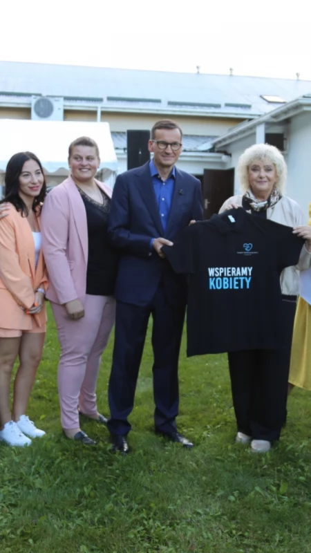 Panie z powiatu pułtuskiego spotkały się z Mateuszem Morawieckim w Makowie