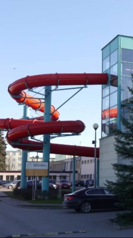 Po męskim węźle sanitarnym nadszedł czas na damski – miasto kontynuuje remont pułtuskiego basenu 