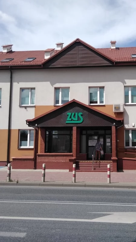 Kolejna fala upałów. Załatw sprawę w ZUS bez wychodzenia z domu