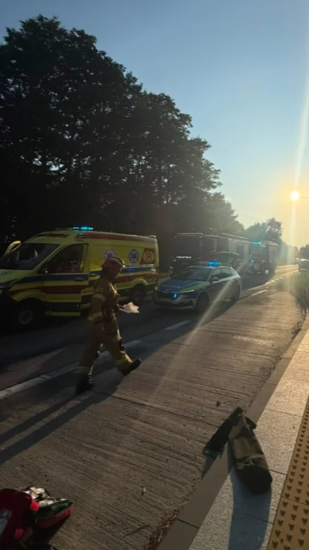 13-latek potrącony na drodze dla rowerzystów. Policja podaje szczegóły i apeluje o ostrożność podczas upałów