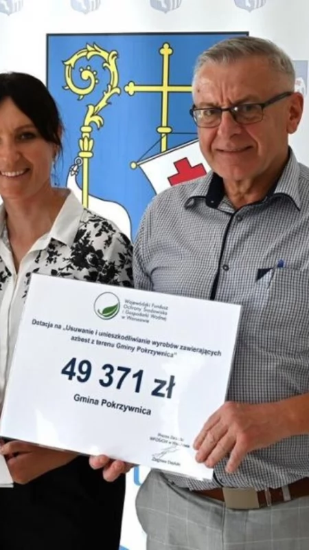 Umowa na usunięcie i unieszkodliwienie azbestu w Gminie Pokrzywnica
