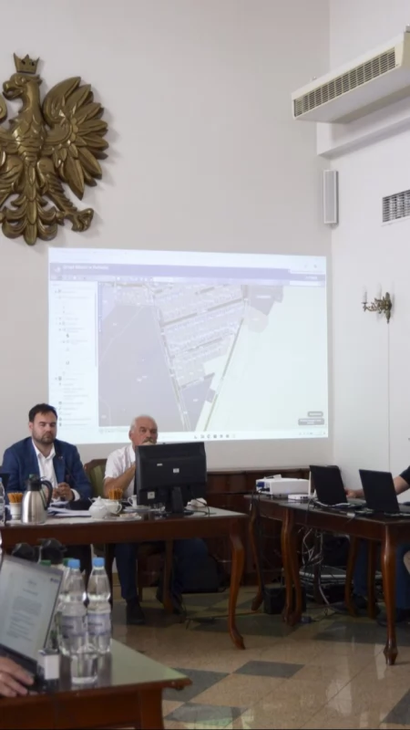 Wybór między dżumą a cholerą kontra próba uporządkowania chaosu architektonicznego