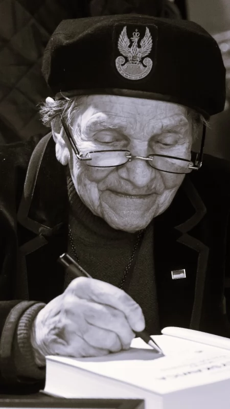 Nie żyje Wanda Traczyk-Stawska. Bohaterka Powstania Warszawskiego miała 99 lat    