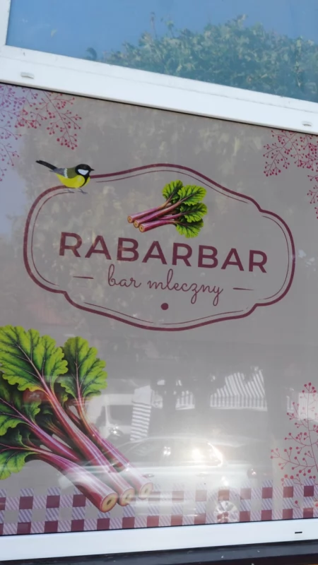 Tradycyjne obiady i świetne ceny. Sprawdź, ile zapłacisz w nowym barze „Rabarbar”