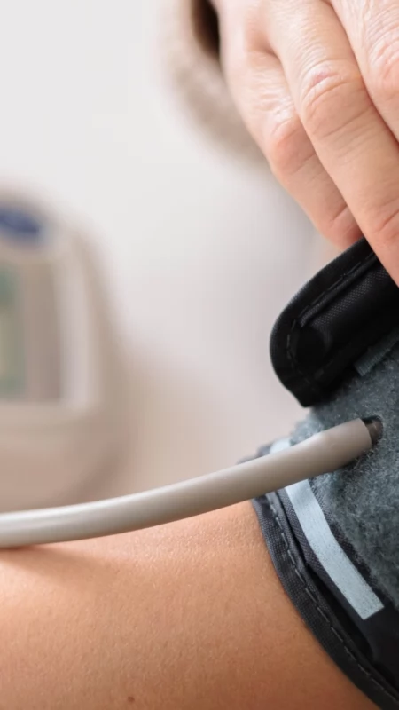 Masz wyższe ciśnienie rano? Oto powody 