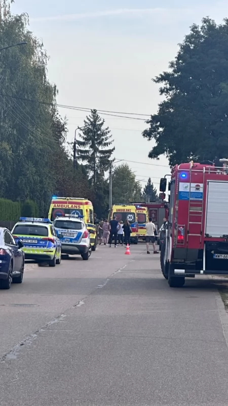 Tragedia w podwyszkowskiej szkole. Jedna z zaatakowanych przez ucznia osób nie żyje
