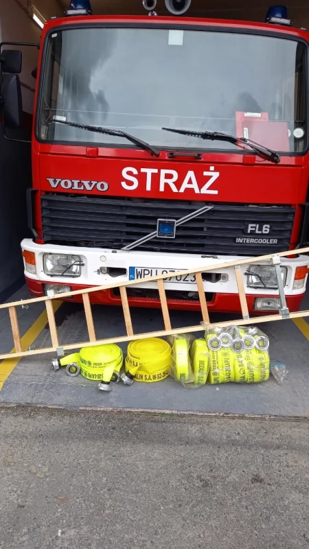 Nowy sprzęt dla OSP w Pułtusku. Wsparcie od leśników i lokalnego biznesu