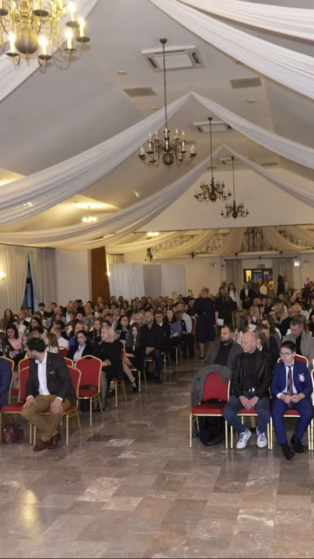 Młodzi zdolni mieszkańcy Pułtuska nagrodzeni. Uroczysta gala wręczenia stypendiów motywacyjnych Burmistrza Miasta Pułtusk