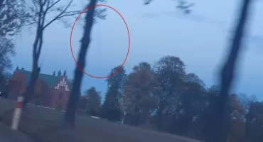 Czy nad Dzierżeninem widziano rakietę?!