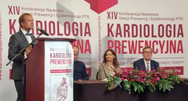 Prof. zw. dr hab. n. med. Robert Gajda  – prawidłowy tytuł po nominacji profesorskiej przez Prezydenta RP Andrzeja Dudę
