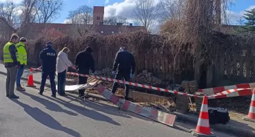Prokuratura podała przyczynę śmierci kobiety, która wpadła do wykopu w Winnicy
