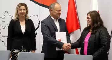 Przebudowa drogi powiatowej Pułtusk-Psary – podpisanie umowy z wykonawcą