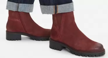 Bordowe buty – hitowy kolor w sezonie jesień-zima