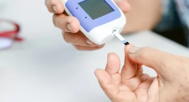 Kiedy mierzyć cukier? Diagnostka laboratoryjna tłumaczy podstawy 