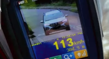 113 km/h w obszarze zabudowanym: Pirat drogowy stracił prawo jazdy