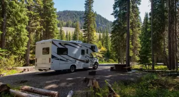 Pakowanie z głową - sztuka redukowania rzeczy na podróż kamperem