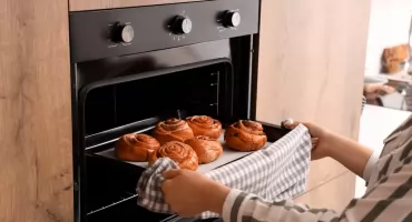 To urządzenie to pożeracz prądu. Pobiera prąd nawet po wyłączeniu 