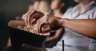 Szykujcie popcorn, Kino Narew wznawia działalność