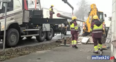 Energa wymienia uszkodzony słup 