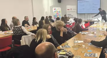 Chcesz rozwinąć turystykę? 4 bezpłatne poradniki czekają!