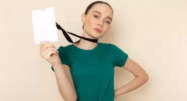 Smycze z nadrukiem, które zamieniają uczestników eventu w ambasadorów marki