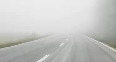 Uwaga kierowcy! Gęsta mgła i oblodzenia 