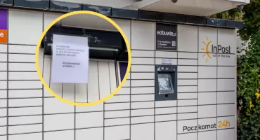 Kurier nakleił kartkę na paczkomat. Miał prośbę do klientów 