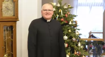 Uparcie i skrycie, ach życie, kocham cię w zachwycie! - wywiad z ks. kan. Jarosławem Arbatem 