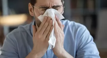 Kulminacja zakażeń RSV coraz bliżej. Eksperci ostrzegają: Nie warto czekać na szczyt sezonu