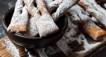 Zaimponuj Babci! Zrób Faworki!