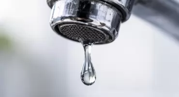 Nagła awaria sieci wodociągowej. Brak lub utrudniony dostęp do wody na pułtuskiej wyspie