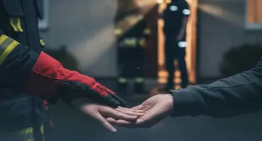 Groziła samobójstwem, na pomoc ruszyli strażacy